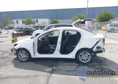 2016 Scion Ia from USA, damaged, VIN 3MYDLBZV3GY103031